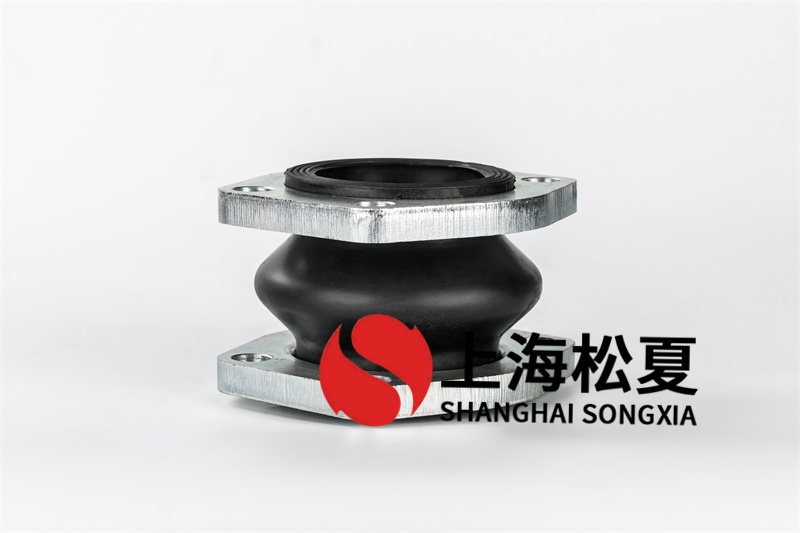 如何防止橡膠軟連接發(fā)生銹蝕狀況？